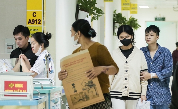 Chính sách miễn viện phí toàn dân sẽ triển khai thế nào?- Ảnh 1.