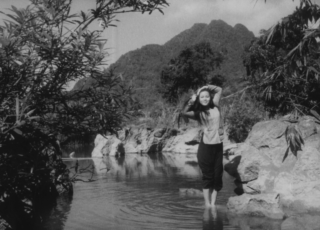 Nữ NSND 83 tuổi: "Có những hôm đói lắm, đói run người"- Ảnh 2.