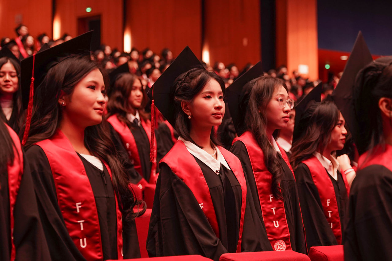 Lý do Ngoại thương mãi luôn là "lò đào tạo Hoa hậu" xịn nhất Việt Nam!- Ảnh 4.