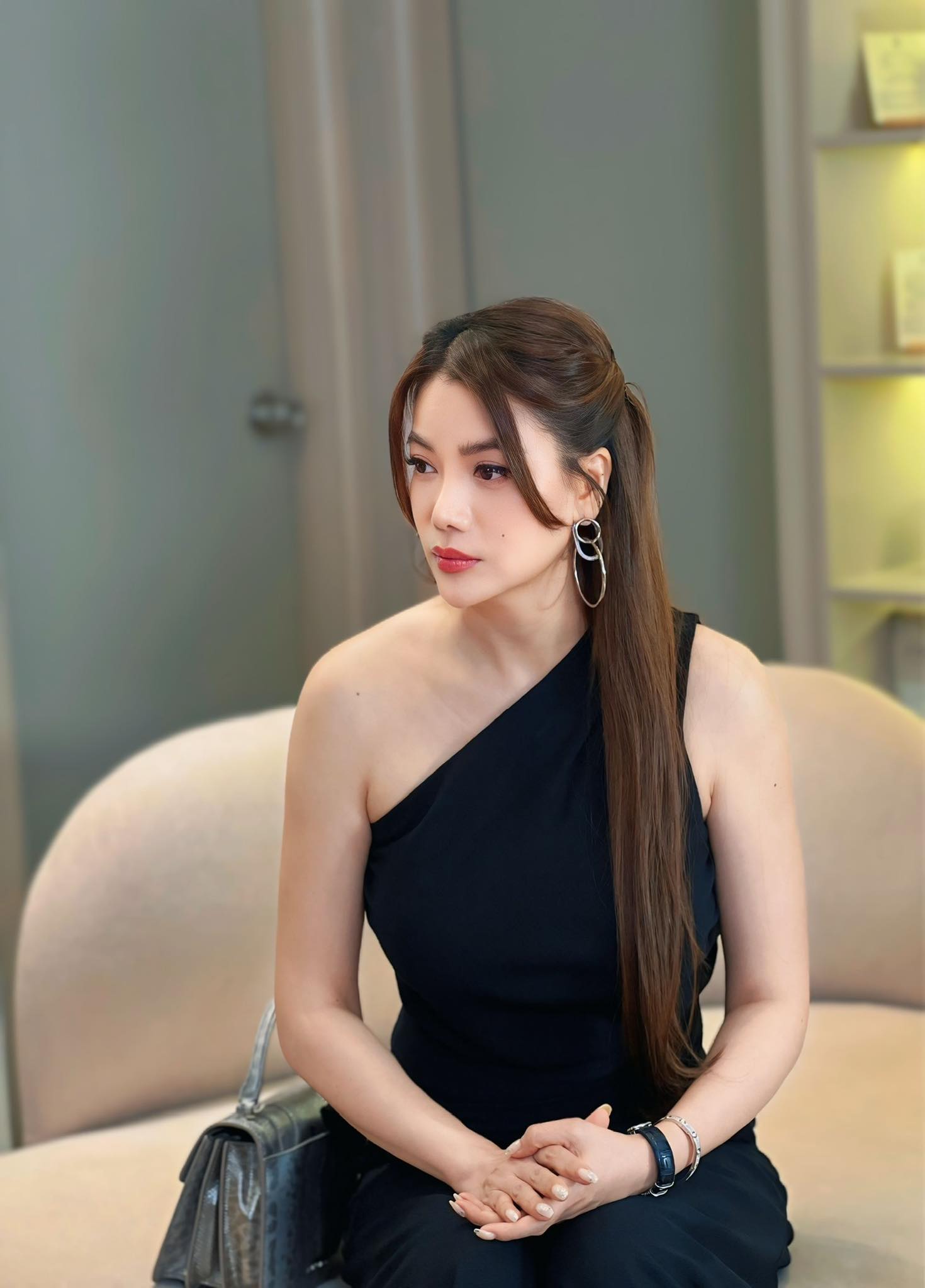 U50 Trương Ngọc Ánh vẫn có rãnh bụng săn chắc: Rất chăm tập 2 bộ môn, bộ môn thứ 2 đang khiến cả thế giới "điên đảo"- Ảnh 1.