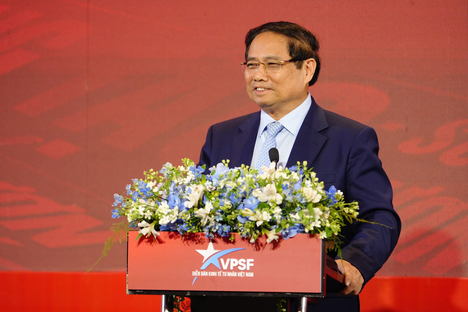 Thủ tướng khen ngợi cây cầu dây văng 5.000 tỷ hoàn toàn làm bởi người Việt Nam, to đẹp hơn nhưng suất đầu tư chỉ bằng 1 nửa cầu cũ: Ai đứng sau?- Ảnh 1.