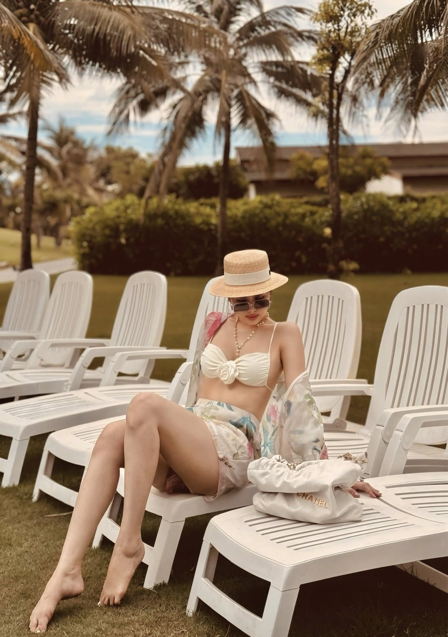 Bất ngờ với body siêu nóng bỏng của "nàng dâu tập đoàn nghìn tỷ", ai nhìn cũng khen vừa xinh vừa sang- Ảnh 5.
