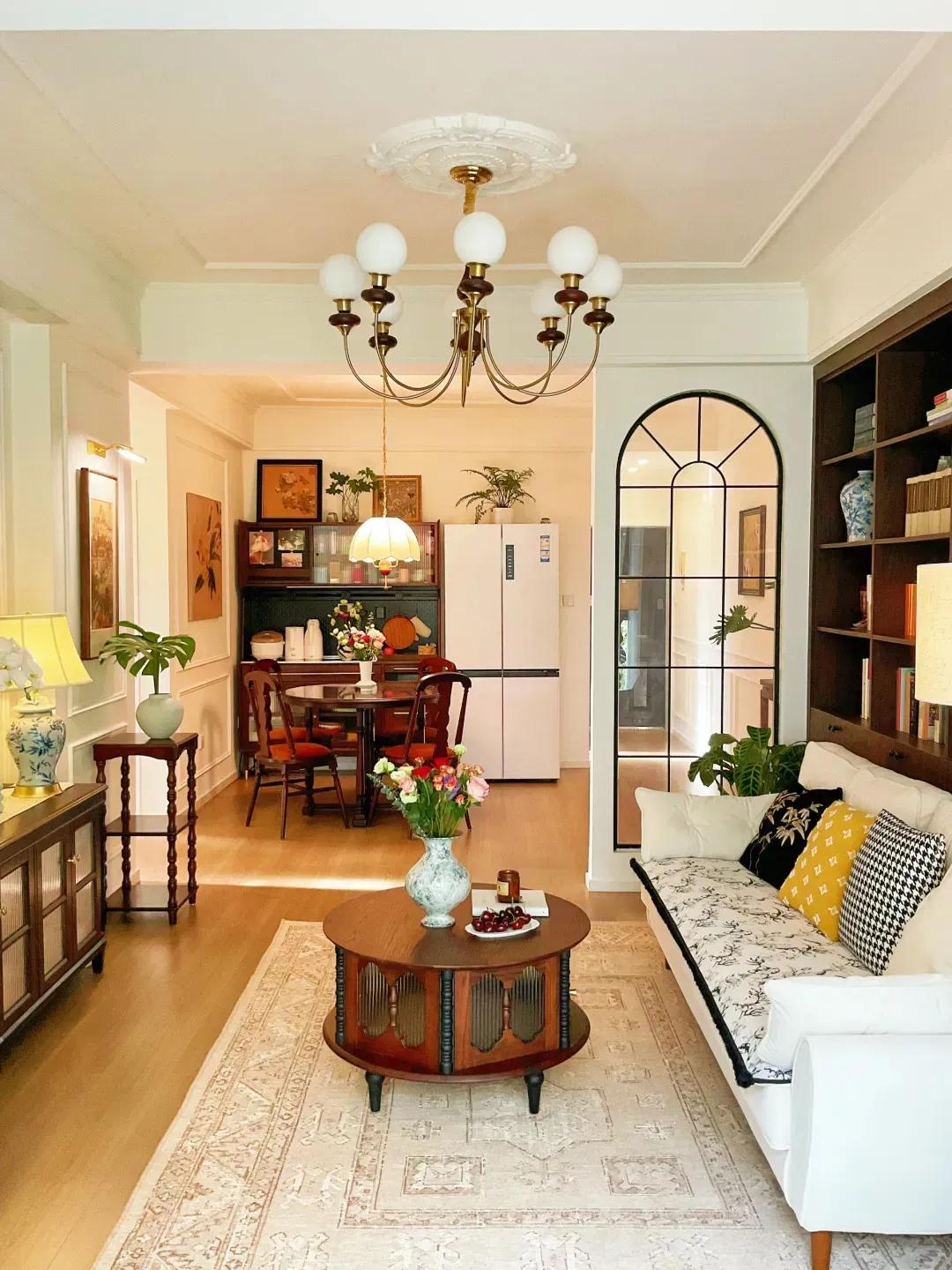 Người phụ nữ 50 tuổi khiến nhiều người ngỡ ngàng: Biến căn hộ 65m² thành tổ ấm thanh lịch với 550 triệu đồng- Ảnh 2. Người phụ nữ 50 tuổi khiến nhiều người ngỡ ngàng: Biến căn hộ 65m² thành tổ ấm thanh lịch với 550 triệu đồng- Ảnh 2.