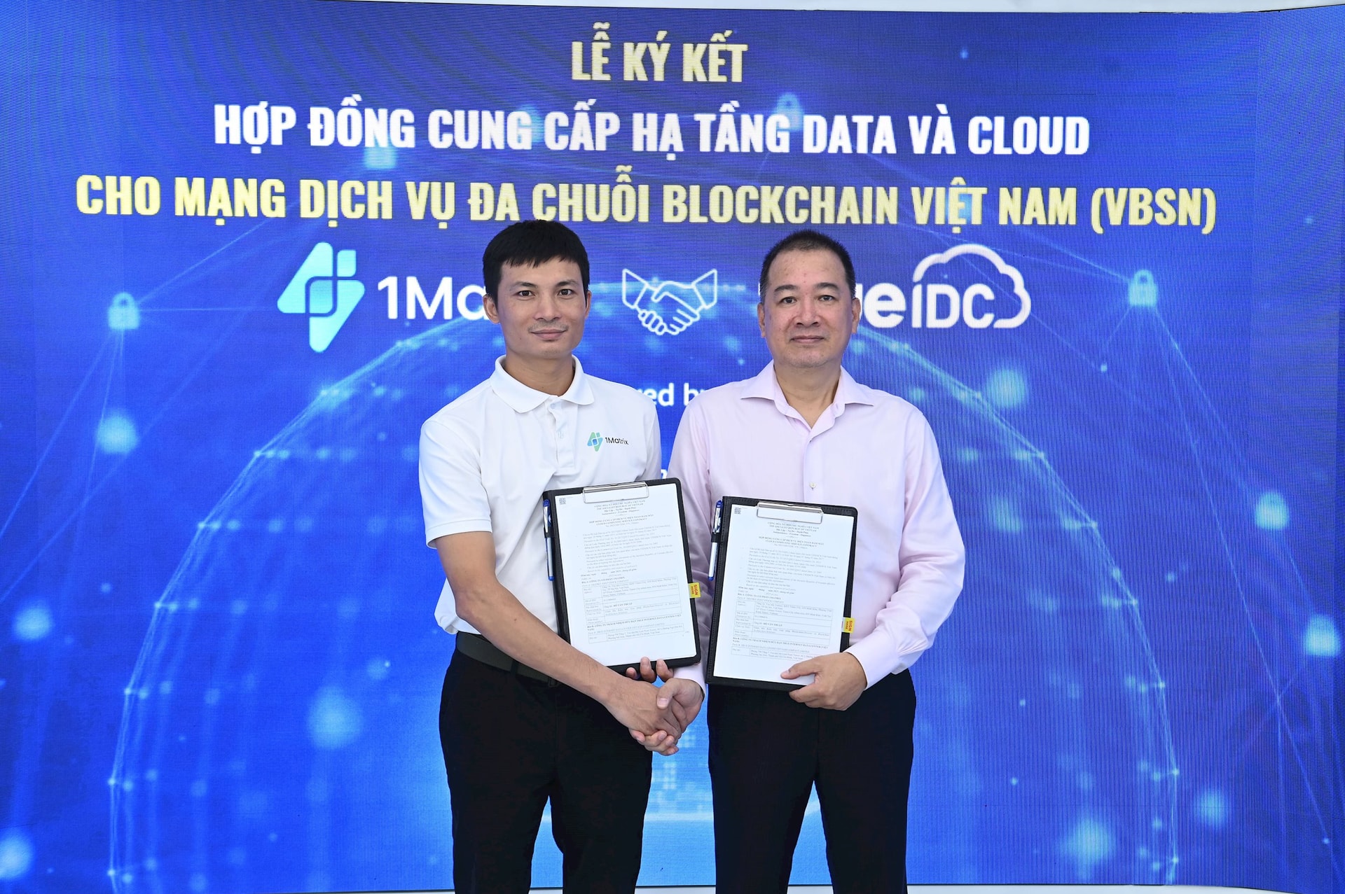 Hiện thực hoá mục tiêu đưa blockchain “Make in Vietnam” vươn tầm quốc tế, 1Matrix 'bắt tay' với loạt ông lớn về dữ liệu top đầu Đông Nam Á và thế giới- Ảnh 1. Hiện thực hoá mục tiêu đưa blockchain “Make in Vietnam” vươn tầm quốc tế, 1Matrix 'bắt tay' với loạt ông lớn về dữ liệu top đầu Đông Nam Á và thế giới- Ảnh 1.