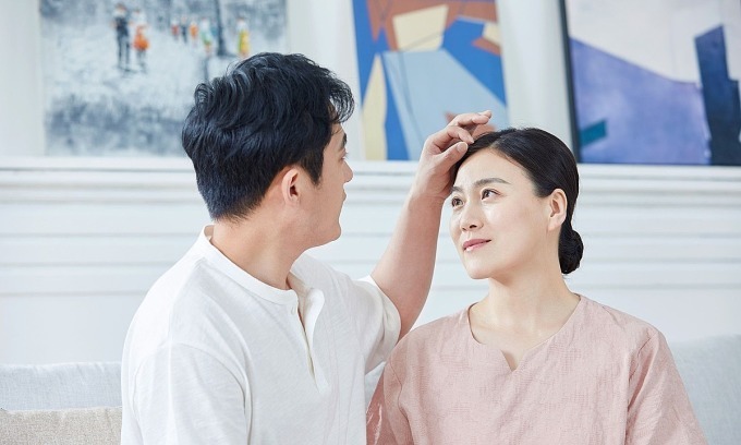 Vợ chồng cách nhau bao nhiêu tuổi là đẹp nhất? Không phải 3 hay 5 tuổi, con số khiến bạn bất ngờ- Ảnh 2. Vợ chồng cách nhau bao nhiêu tuổi là đẹp nhất? Không phải 3 hay 5 tuổi, con số khiến bạn bất ngờ- Ảnh 2.