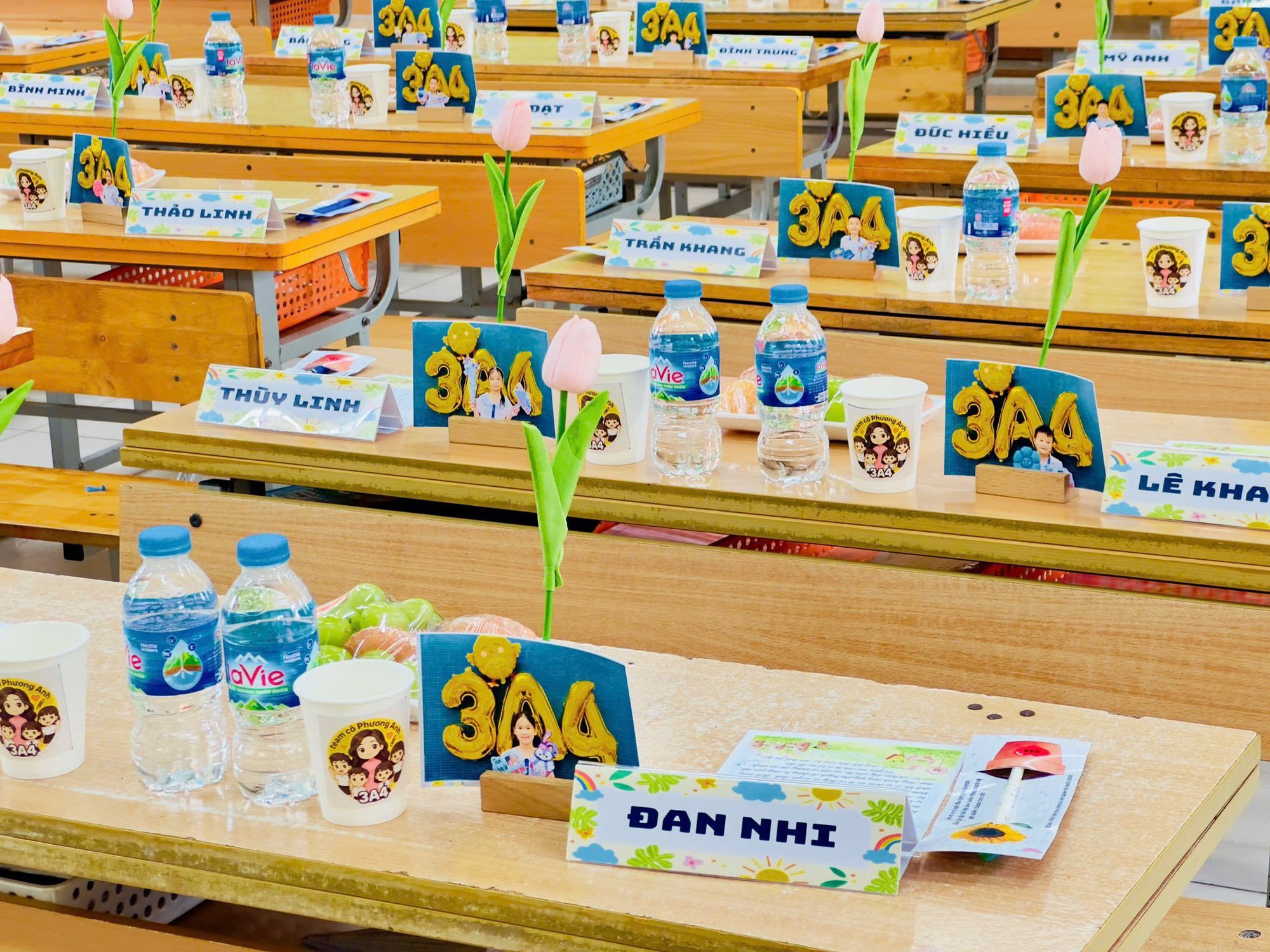 Những hình ảnh "cưng xỉu" tại 1 "trường làng" ở Hà Nội đang khiến nhiều cha mẹ xuýt xoa: Có động lực đi họp phụ huynh hẳn!- Ảnh 1. Những hình ảnh "cưng xỉu" tại 1 "trường làng" ở Hà Nội đang khiến nhiều cha mẹ xuýt xoa: Có động lực đi họp phụ huynh hẳn!- Ảnh 1.