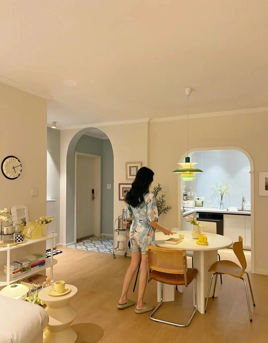 Căn hộ 76m² của người phụ nữ 32 tuổi được trang trí khéo đến mức gần như không cần dọn vẫn sạch bong kin kít- Ảnh 3.