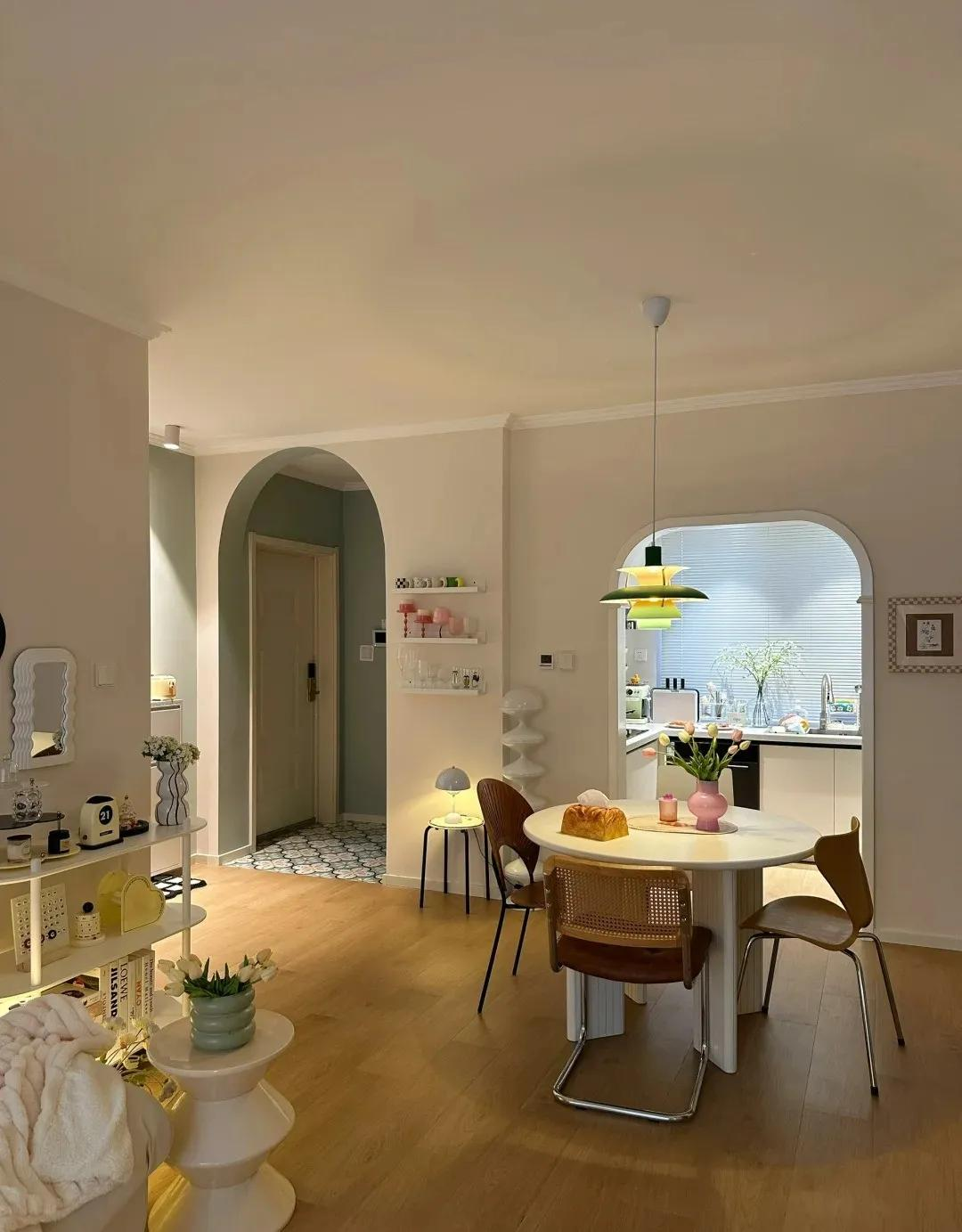 Căn hộ 76m² của người phụ nữ 32 tuổi được trang trí khéo đến mức gần như không cần dọn vẫn sạch bong kin kít- Ảnh 6.