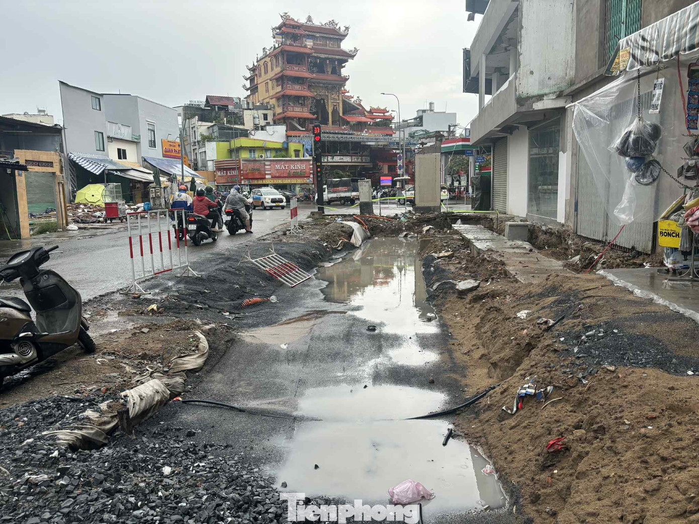 Hiện trạng dự án 'tháo nút cổ chai' đường hơn 1.000 tỷ tại TPHCM sau gần 7 tháng thi công- Ảnh 9.