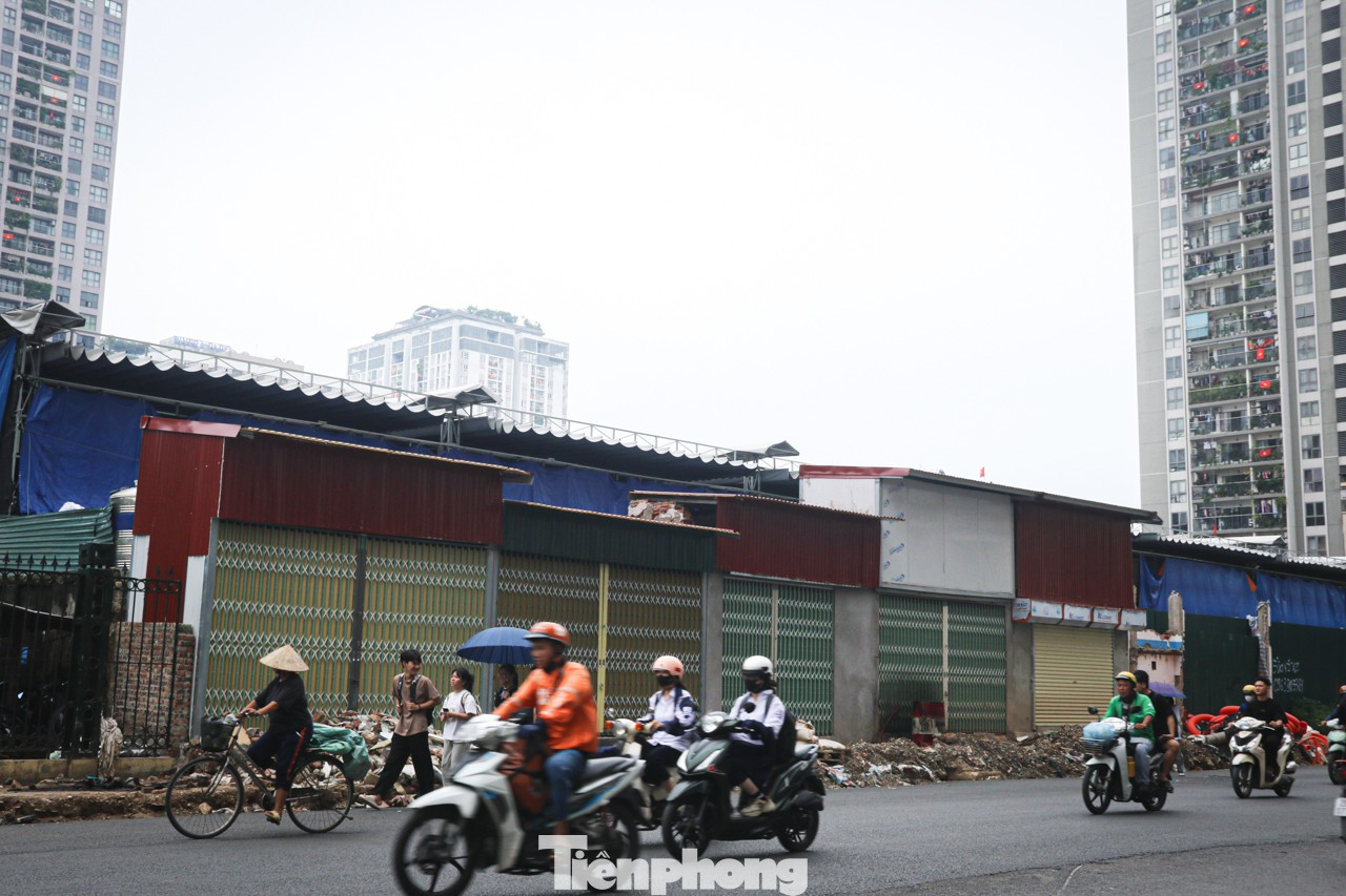 Hàng loạt nhà 'siêu mỏng, siêu méo' trên đường Nguyễn Tuân mở rộng sẽ được xử lý như thế nào?- Ảnh 5.