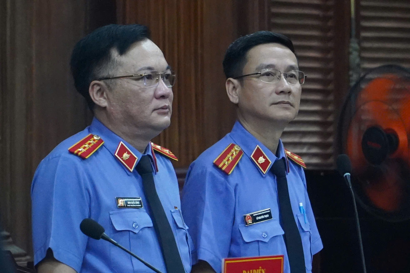 Viện Kiểm sát đề nghị tuyên phạt ông Đinh Trường Chinh 13-14 năm tù, nộp lại 970 tỷ đồng- Ảnh 1.