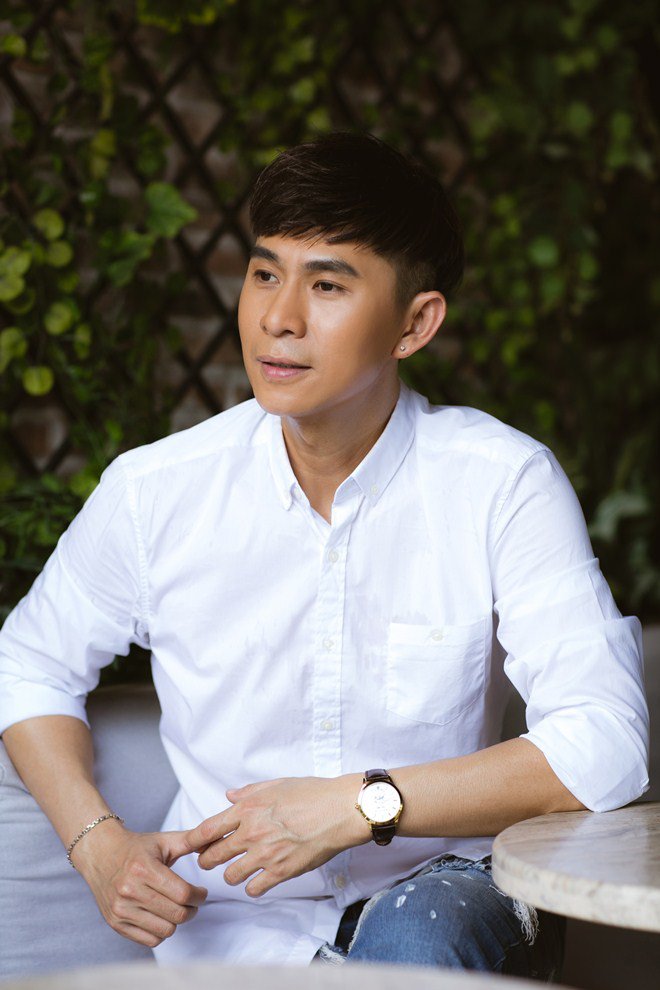 "Ông vua miền Tây" từng đem bao tải đi đựng tiền cát-xê, điêu đứng vì tài sản tiêu tan do chơi chứng khoán- Ảnh 3. "Ông vua miền Tây" từng đem bao tải đi đựng tiền cát-xê, điêu đứng vì tài sản tiêu tan do chơi chứng khoán- Ảnh 3.