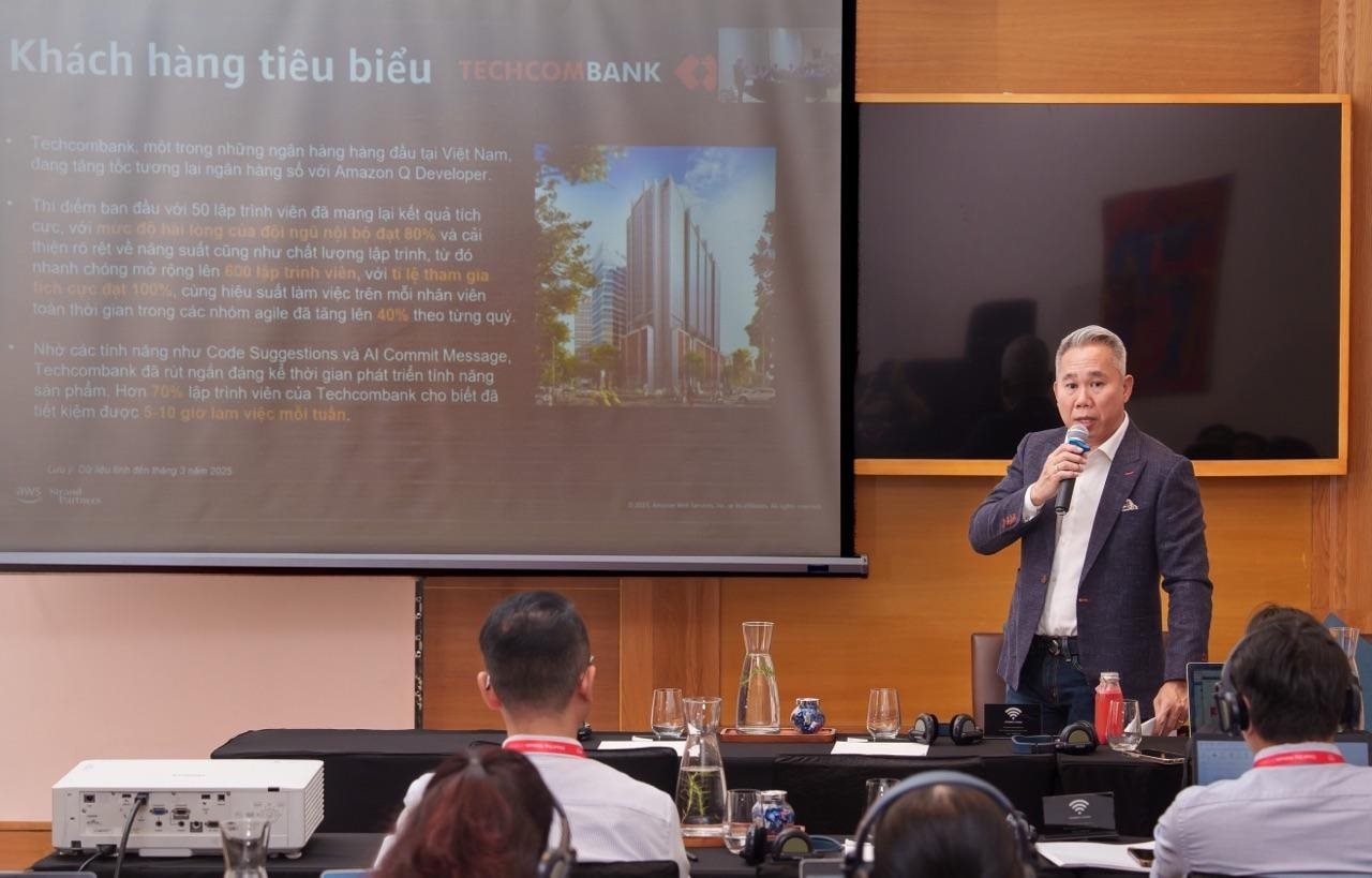 Việt Nam trước ngưỡng bùng nổ AI: Trong năm 2024, mỗi giờ có thêm 5 doanh nghiệp dùng trí tuệ nhân tạo- Ảnh 2.