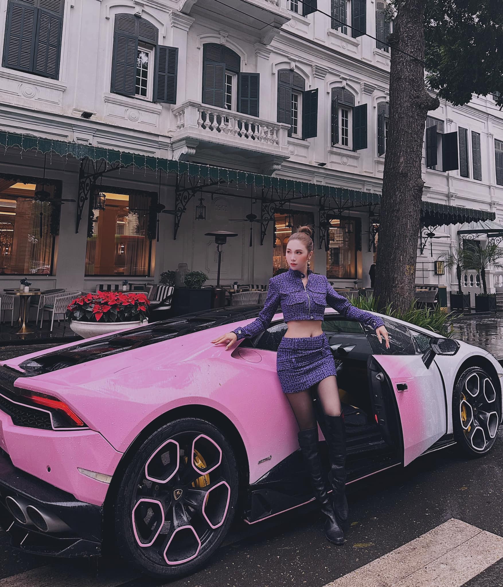 Mỹ nhân Việt là nữ tổng tài sở hữu biệt thự bề thế ở TP.HCM, đi Lamborghini 18 tỷ đồng, dùng điện thoại Vertu- Ảnh 6.