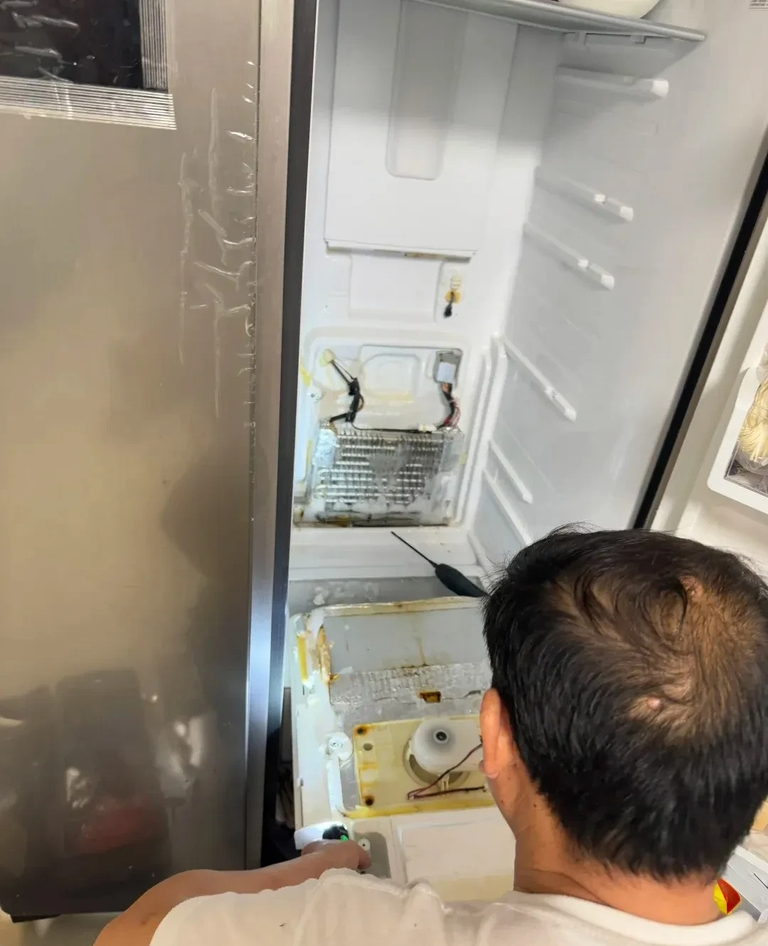 8 mùi lạ trong nhà là dấu hiệu nguy hiểm, tai họa rình rập lặng lẽ như bóng đêm!- Ảnh 4. 8 mùi lạ trong nhà là dấu hiệu nguy hiểm, tai họa rình rập lặng lẽ như bóng đêm!- Ảnh 4.