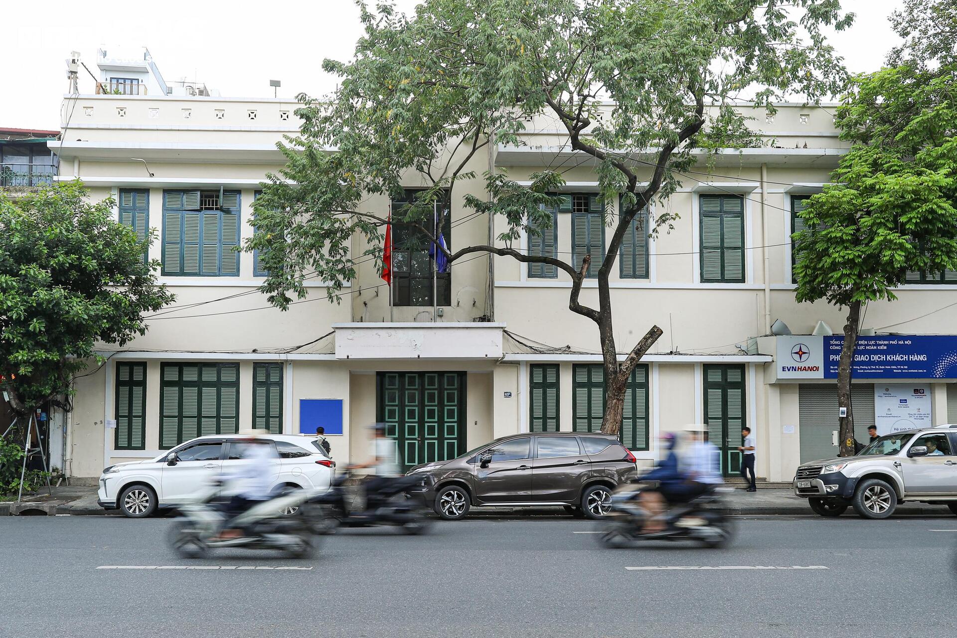 Cận cảnh 59 công trình trên đất vàng Hồ Gươm sắp phải di dời để xây quảng trường- Ảnh 16.
