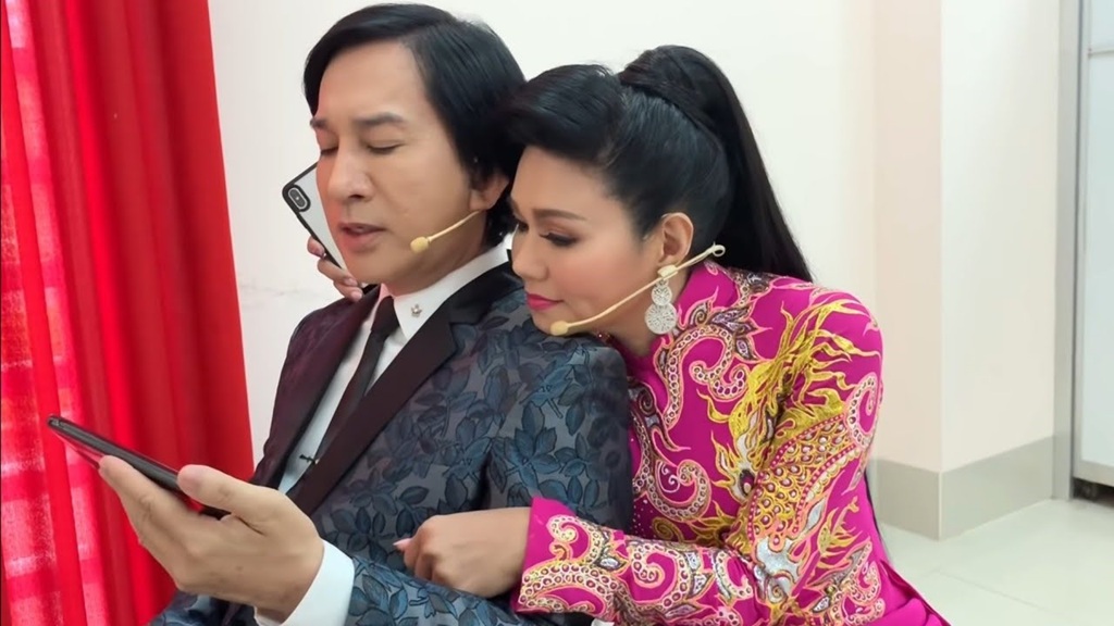 Nam NSƯT 3 đời vợ, 5 con: "Tôi bật khóc, Ngọc Huyền nắm tay tôi siết chặt lại"- Ảnh 2.