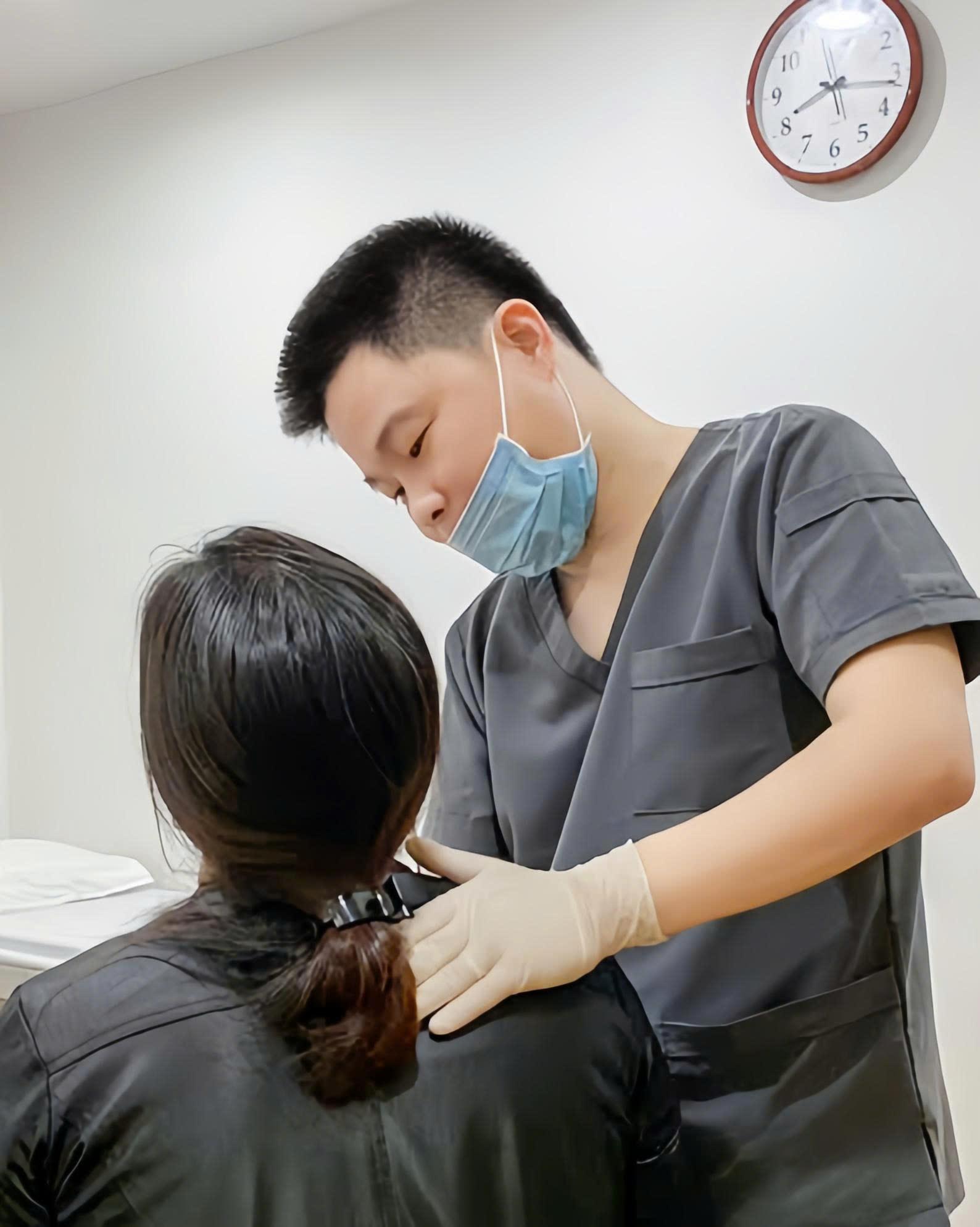 Bác sĩ Nguyễn Văn Chiều hé lộ những bước ngoặt y học ung thư trong 5 năm tới- Ảnh 3.