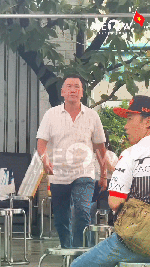 Tang lễ diễn viên Ngọc Trinh: NS Thành Lộc - Việt Hương đến tiễn biệt, dàn sao gửi hoa chia buồn- Ảnh 4.