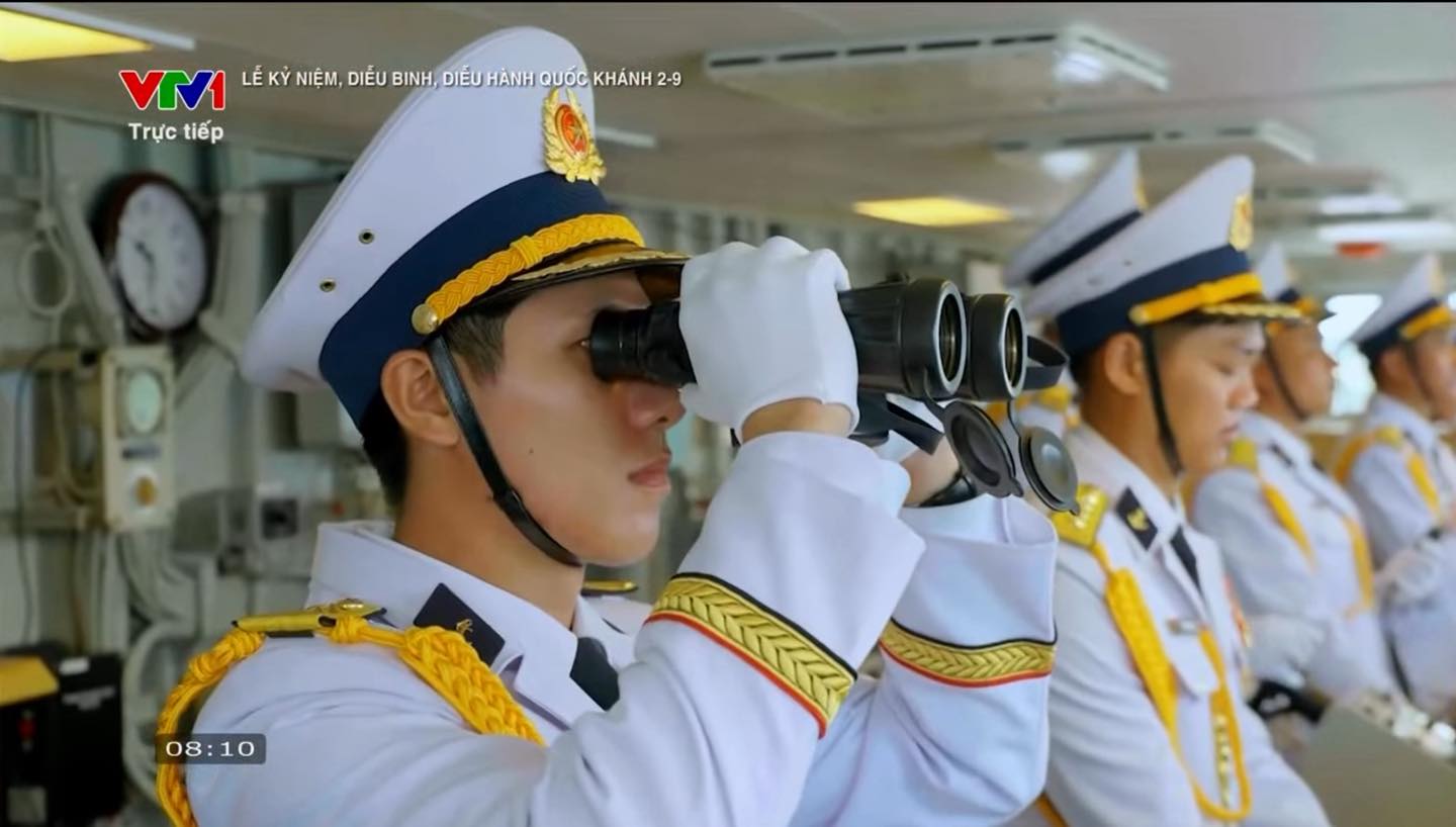 Lê Hoàng Hiệp, Ngô Lâm Phương, Phùng Thế Văn cùng những "trai tài, gái giỏi" lên TV sáng nay: Cap vội mà đẹp cỡ này...- Ảnh 14.