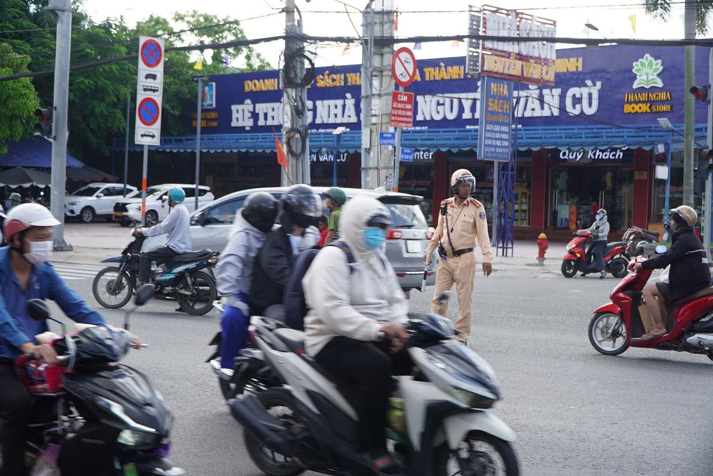 Các cửa ngõ TPHCM ken đặc xe cộ chiều cuối kỳ nghỉ lễ 2/9- Ảnh 17.