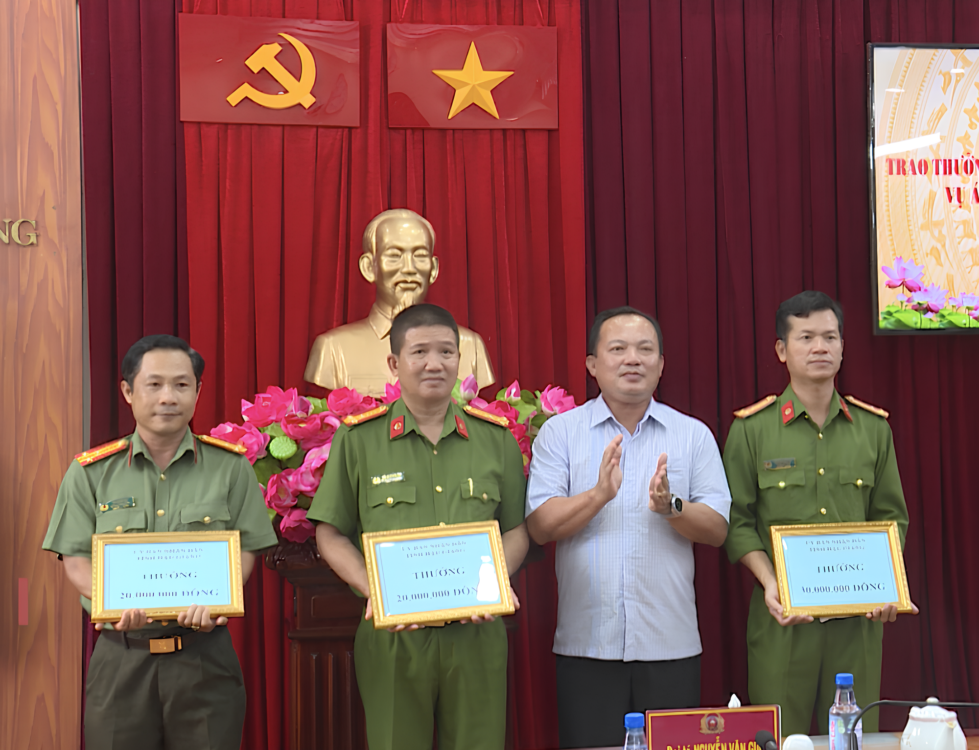 Nghẹt thở phút giải cứu phó giám đốc công ty ở Cần Thơ bị bắt cóc- Ảnh 2. Nghẹt thở phút giải cứu phó giám đốc công ty ở Cần Thơ bị bắt cóc- Ảnh 2.