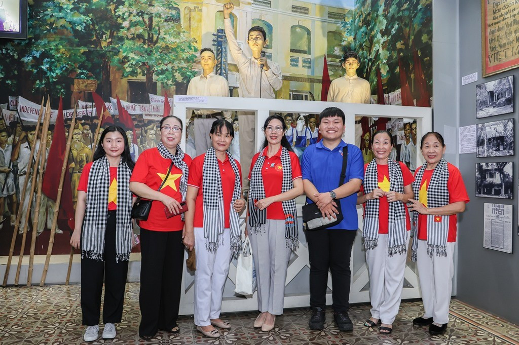 Thấy gì từ dòng kiều hối cao kỷ lục 'chảy' về Việt Nam?- Ảnh 3. Thấy gì từ dòng kiều hối cao kỷ lục 'chảy' về Việt Nam?- Ảnh 3.