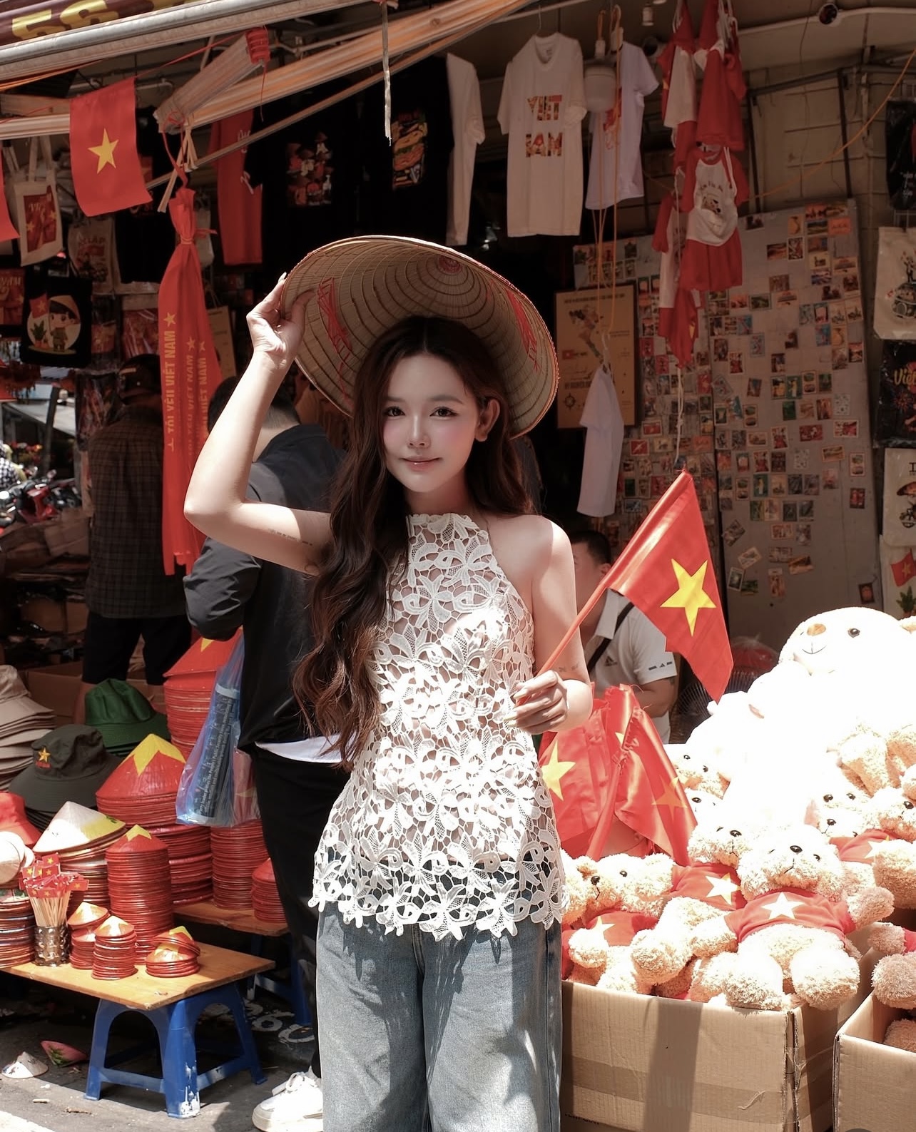 Giới trẻ vừa mặc đẹp vừa Yêu Nước, fandom Việt Nam đỉnh nhất không có nhì!- Ảnh 15.