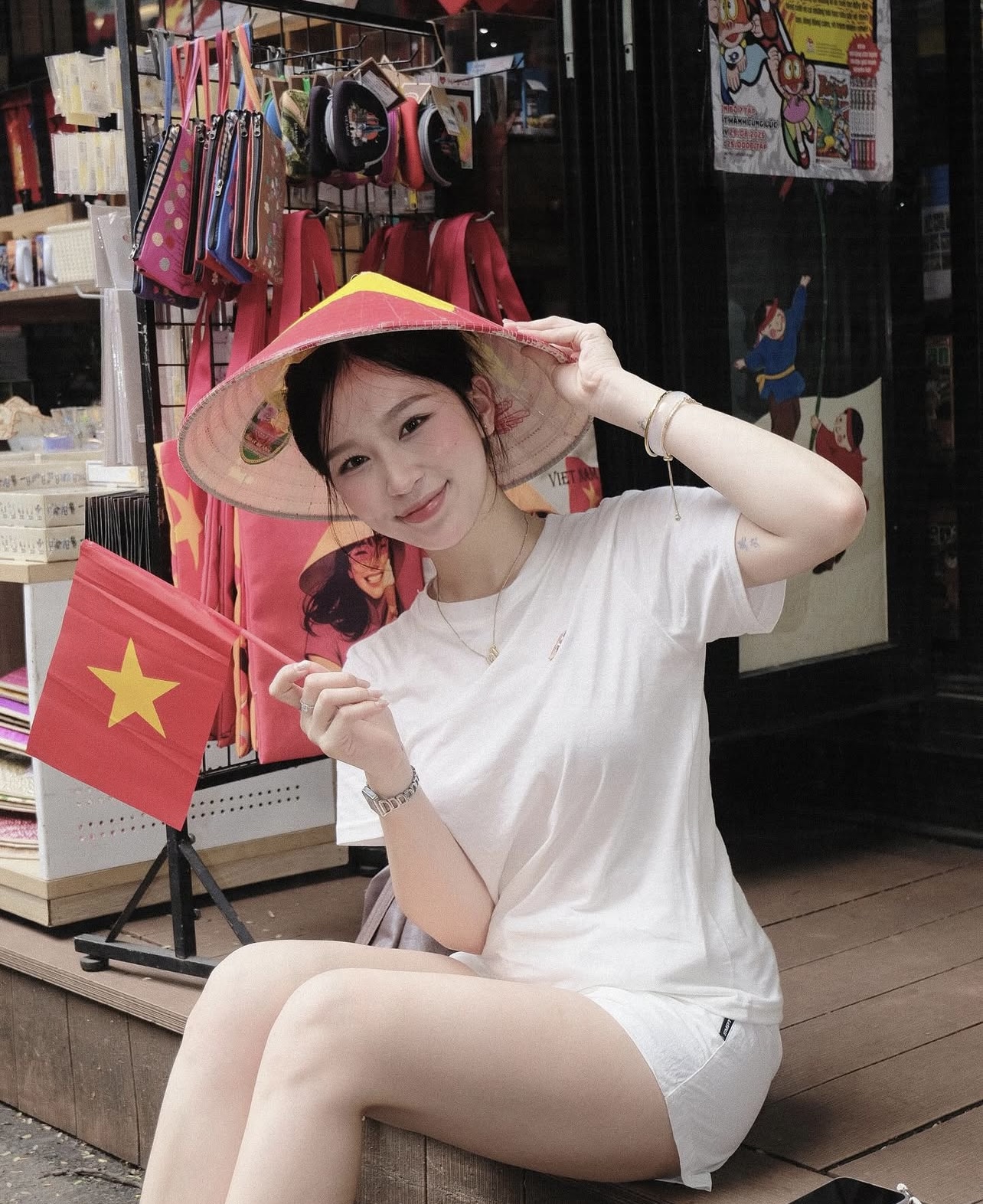 Giới trẻ vừa mặc đẹp vừa Yêu Nước, fandom Việt Nam đỉnh nhất không có nhì!- Ảnh 14.