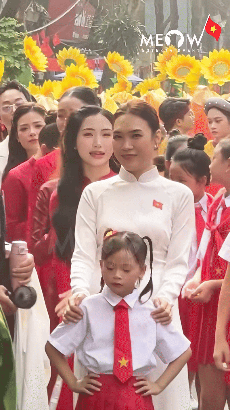 Mỹ Tâm trẻ đẹp vô cùng trong tà áo dài trắng, visual tuổi 44 không có gì phải chê- Ảnh 6. Mỹ Tâm trẻ đẹp vô cùng trong tà áo dài trắng, visual tuổi 44 không có gì phải chê- Ảnh 6.