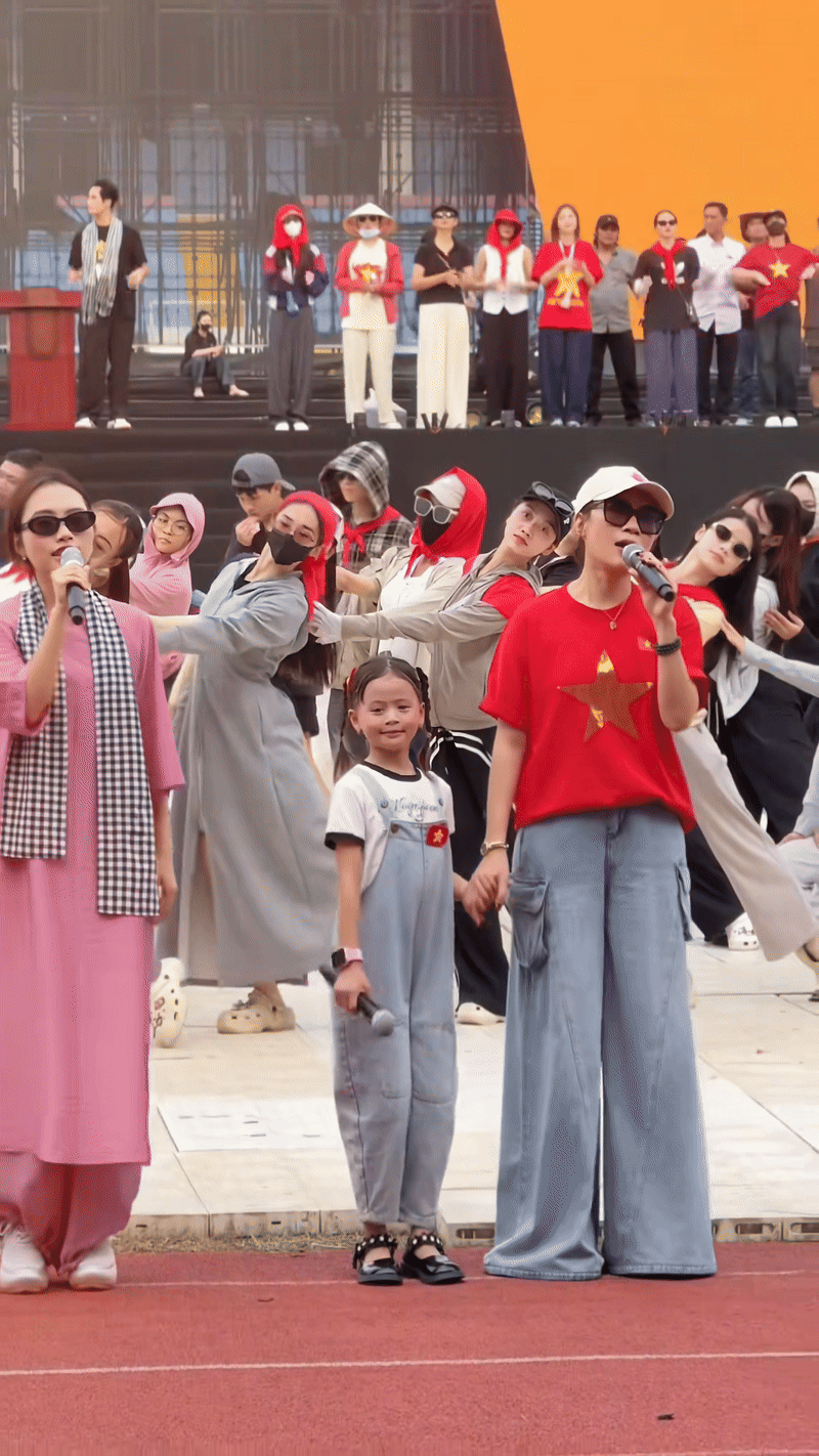 Mỹ Tâm trẻ đẹp vô cùng trong tà áo dài trắng, visual tuổi 44 không có gì phải chê- Ảnh 9. Mỹ Tâm trẻ đẹp vô cùng trong tà áo dài trắng, visual tuổi 44 không có gì phải chê- Ảnh 9.