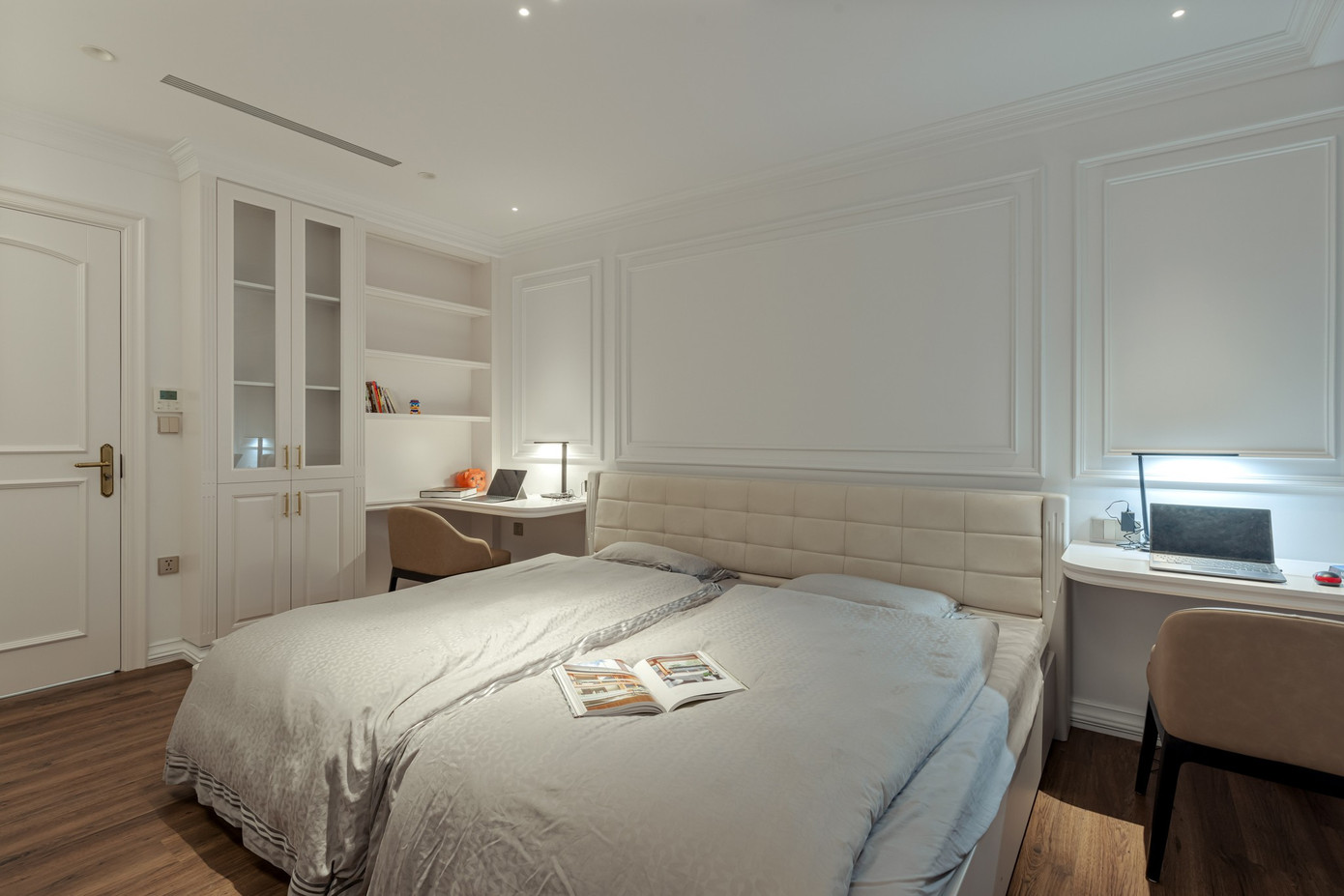Quá trình biến đổi Penthouse từ phong cách Tân cổ điển sang hiện đại- Ảnh 23. Quá trình biến đổi Penthouse từ phong cách Tân cổ điển sang hiện đại- Ảnh 23.