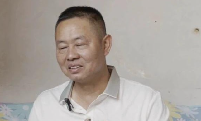 Tuổi 70 khi đã có 100 tỷ trong tay, ngày nào tôi cũng khóc vì đã làm điều này với con gái vào 40 năm trước- Ảnh 1. Tuổi 70 khi đã có 100 tỷ trong tay, ngày nào tôi cũng khóc vì đã làm điều này với con gái vào 40 năm trước- Ảnh 1.