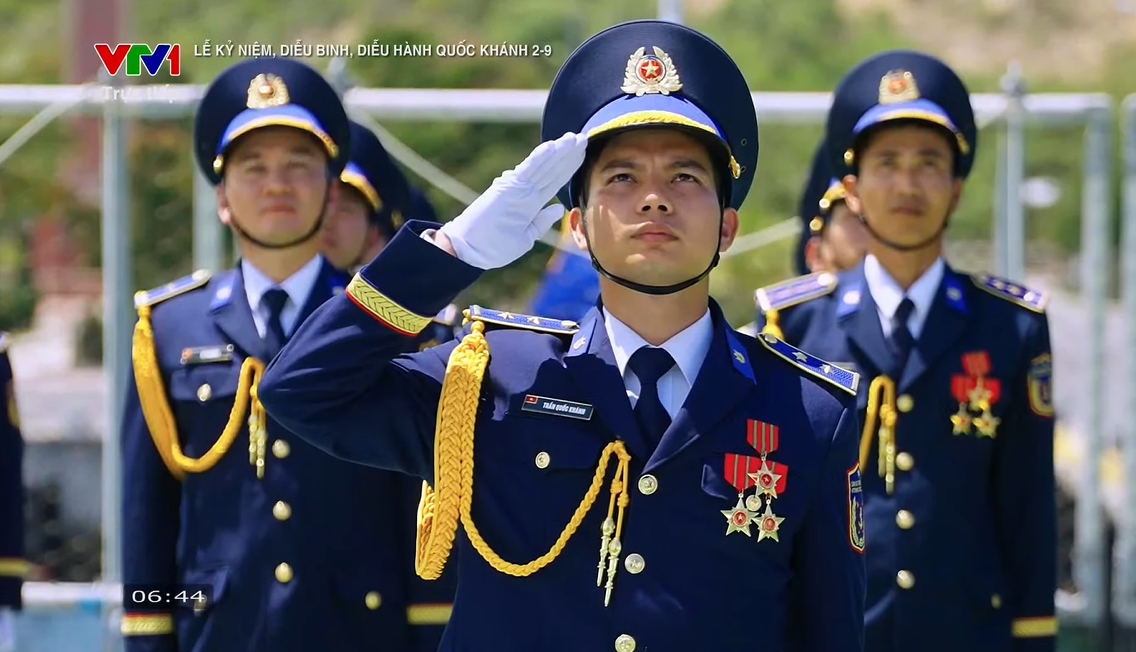 Lê Hoàng Hiệp, Ngô Lâm Phương, Phùng Thế Văn cùng những "trai tài, gái giỏi" lên TV sáng nay: Cap vội mà đẹp cỡ này...- Ảnh 8.