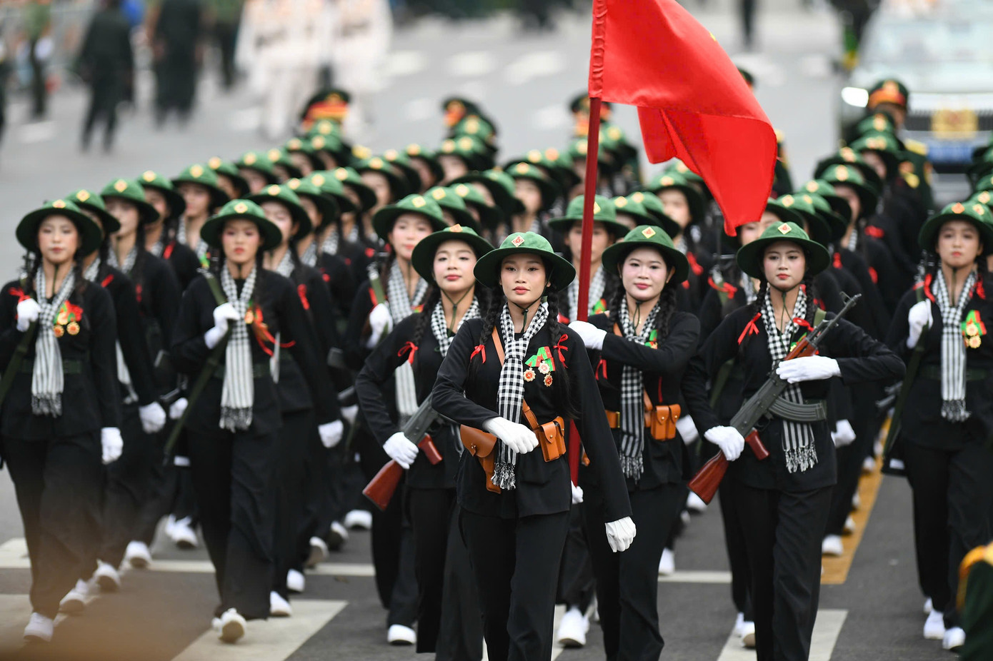 Những 'bông hồng thép' trong lễ diễu binh trên Quảng trường Ba Đình- Ảnh 17. Những 'bông hồng thép' trong lễ diễu binh trên Quảng trường Ba Đình- Ảnh 17.