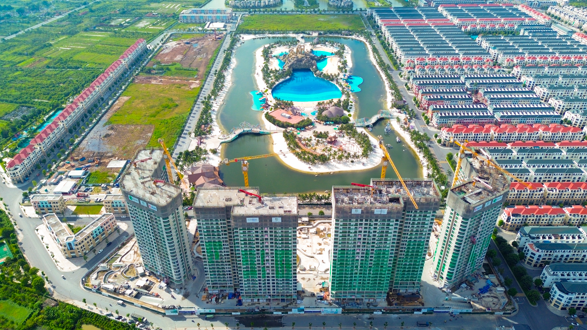 Toàn cảnh 34 toà chung cư của Masterise tại phía Đông Hà Nội: Độc quyền căn hộ tại 2 đại đô thị, quy mô hàng chục nghìn căn- Ảnh 3. Toàn cảnh 34 toà chung cư của Masterise tại phía Đông Hà Nội: Độc quyền căn hộ tại 2 đại đô thị, quy mô hàng chục nghìn căn- Ảnh 3.