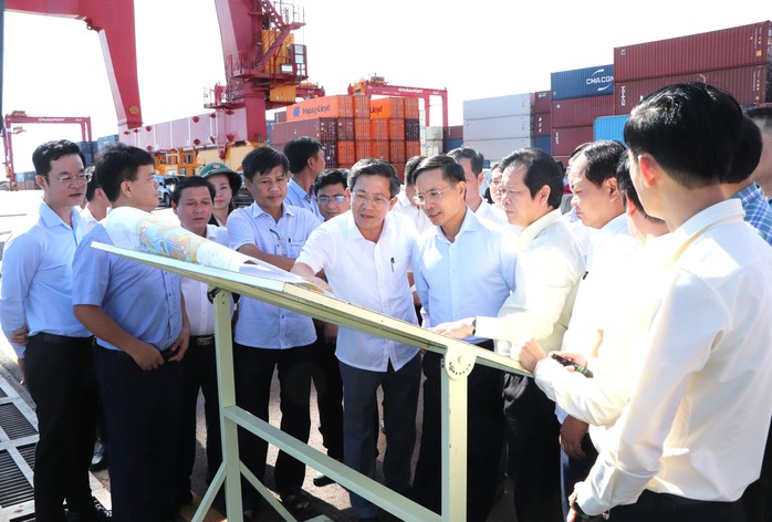 Tân Chủ tịch Đà Nẵng thị sát sân bay Chu Lai, làm việc với THACO- Ảnh 1.
