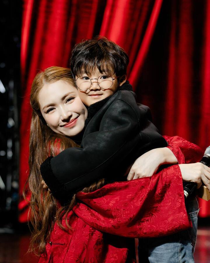 Hòa Minzy nhói lòng vì câu nói hồn nhiên của con trai, hé lộ lý do ít chia sẻ hình ảnh bé- Ảnh 4. Hòa Minzy nhói lòng vì câu nói hồn nhiên của con trai, hé lộ lý do ít chia sẻ hình ảnh bé- Ảnh 4.