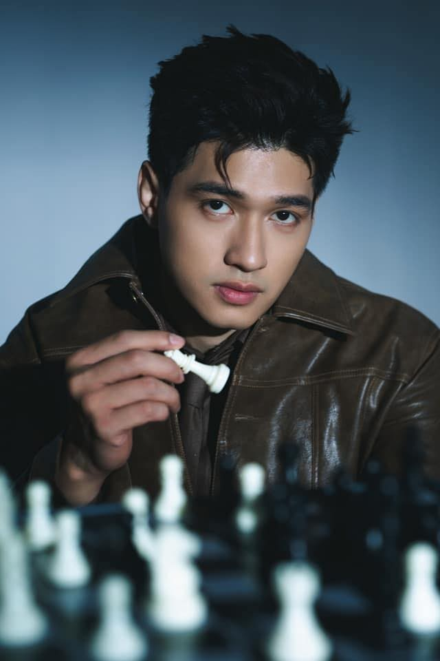 Nam diễn viên có cái tên kỳ lạ nhất Việt Nam: Ngoại hình hơn cả cực phẩm, cười lên một cái là đẹp gấp 1000 lần- Ảnh 5. Nam diễn viên có cái tên kỳ lạ nhất Việt Nam: Ngoại hình hơn cả cực phẩm, cười lên một cái là đẹp gấp 1000 lần- Ảnh 5.