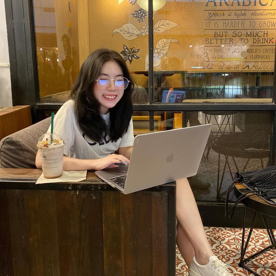 Thất nghiệp nửa năm, bán 2 chỉ vàng vẫn không đủ tiền trụ lại Hà Nội: Giờ làm tự do, kiếm 35 triệu/tháng chỉ nhờ 1 sự thay đổi!- Ảnh 2.