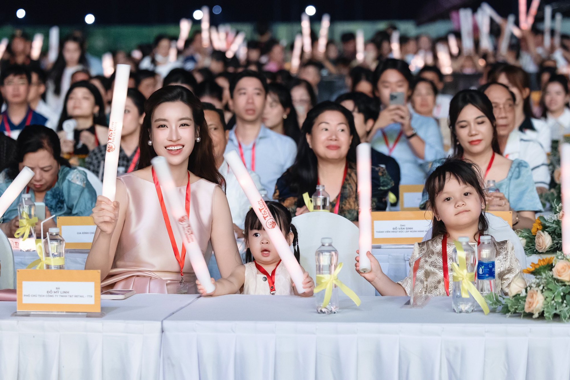 Chi tiết chứng tỏ chồng chủ tịch mê mệt Hoa hậu Đỗ Mỹ Linh sau 3 năm cưới- Ảnh 6.