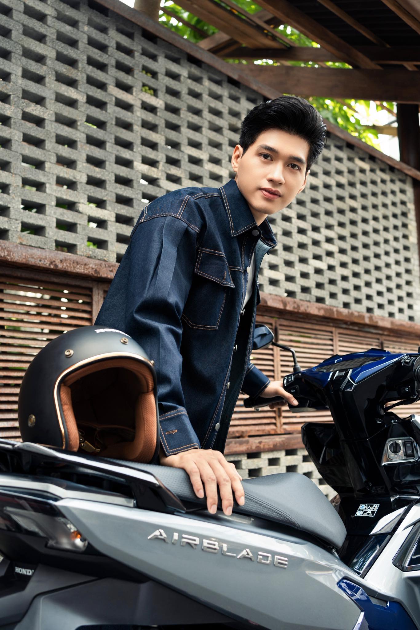 Nam diễn viên có cái tên kỳ lạ nhất Việt Nam: Ngoại hình hơn cả cực phẩm, cười lên một cái là đẹp gấp 1000 lần- Ảnh 6. Nam diễn viên có cái tên kỳ lạ nhất Việt Nam: Ngoại hình hơn cả cực phẩm, cười lên một cái là đẹp gấp 1000 lần- Ảnh 6.