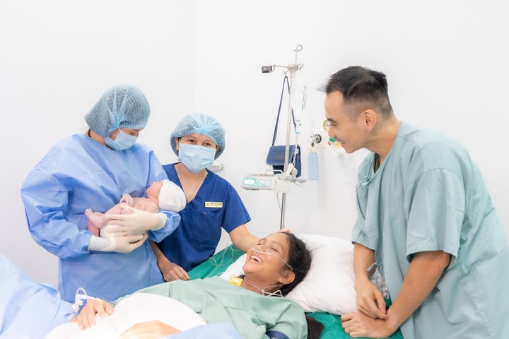Hoa hậu H'Hen Niê sinh con gái đầu lòng- Ảnh 1. Hoa hậu H'Hen Niê sinh con gái đầu lòng- Ảnh 1.