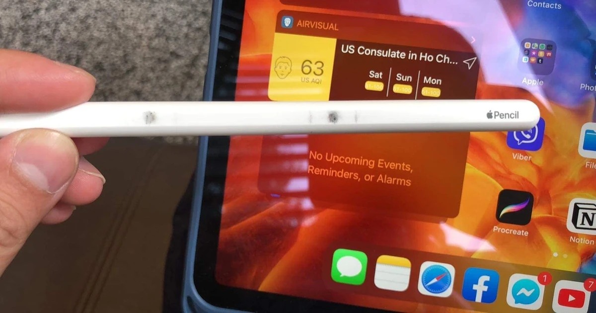 Apple chính thức lên tiếng về phản ánh dấu hiệu bất thường của 2 sản phẩm tại Việt Nam- Ảnh 1. Apple chính thức lên tiếng về phản ánh dấu hiệu bất thường của 2 sản phẩm tại Việt Nam- Ảnh 1.