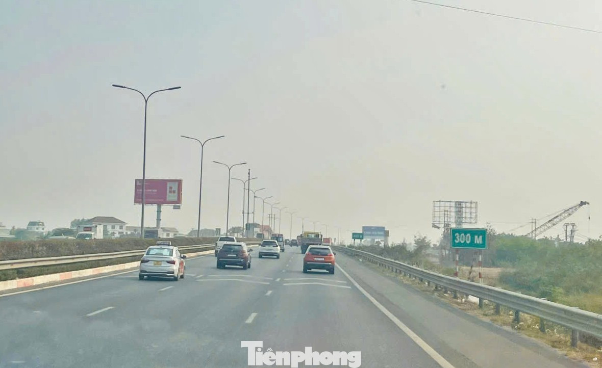 Cấm nhiều loại xe đi làn 1 cao tốc Hà Nội - Hải Phòng, Pháp Vân - Cầu Giẽ- Ảnh 2. Cấm nhiều loại xe đi làn 1 cao tốc Hà Nội - Hải Phòng, Pháp Vân - Cầu Giẽ- Ảnh 2.