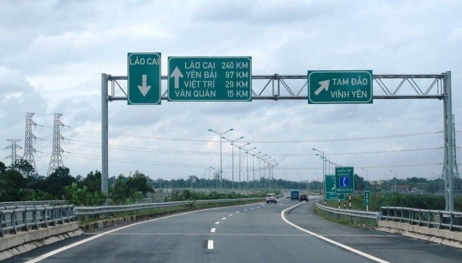 Gần 7.700 tỷ đồng 'lên đời' đoạn cao tốc Yên Bái - Lào Cai- Ảnh 1. Gần 7.700 tỷ đồng 'lên đời' đoạn cao tốc Yên Bái - Lào Cai- Ảnh 1.