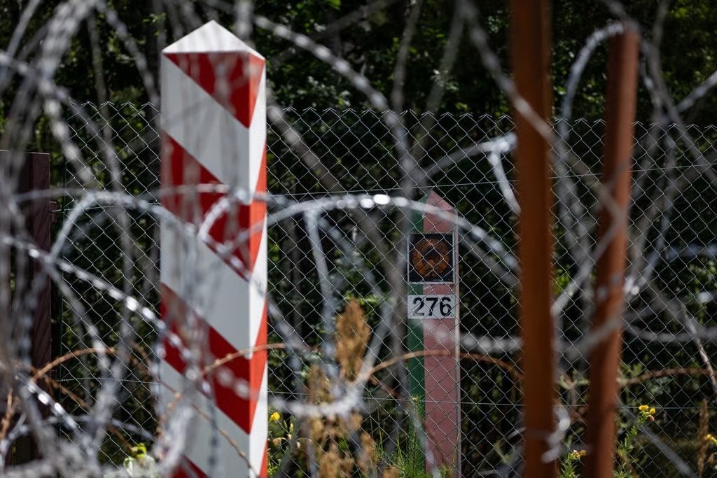 Đột ngột đóng cửa biên giới với đồng minh của Nga, một quốc gia châu Âu 'giáng đòn' vào tuyến thương mại huyết mạch 30 tỷ USD giữa Trung Quốc và EU- Ảnh 1.