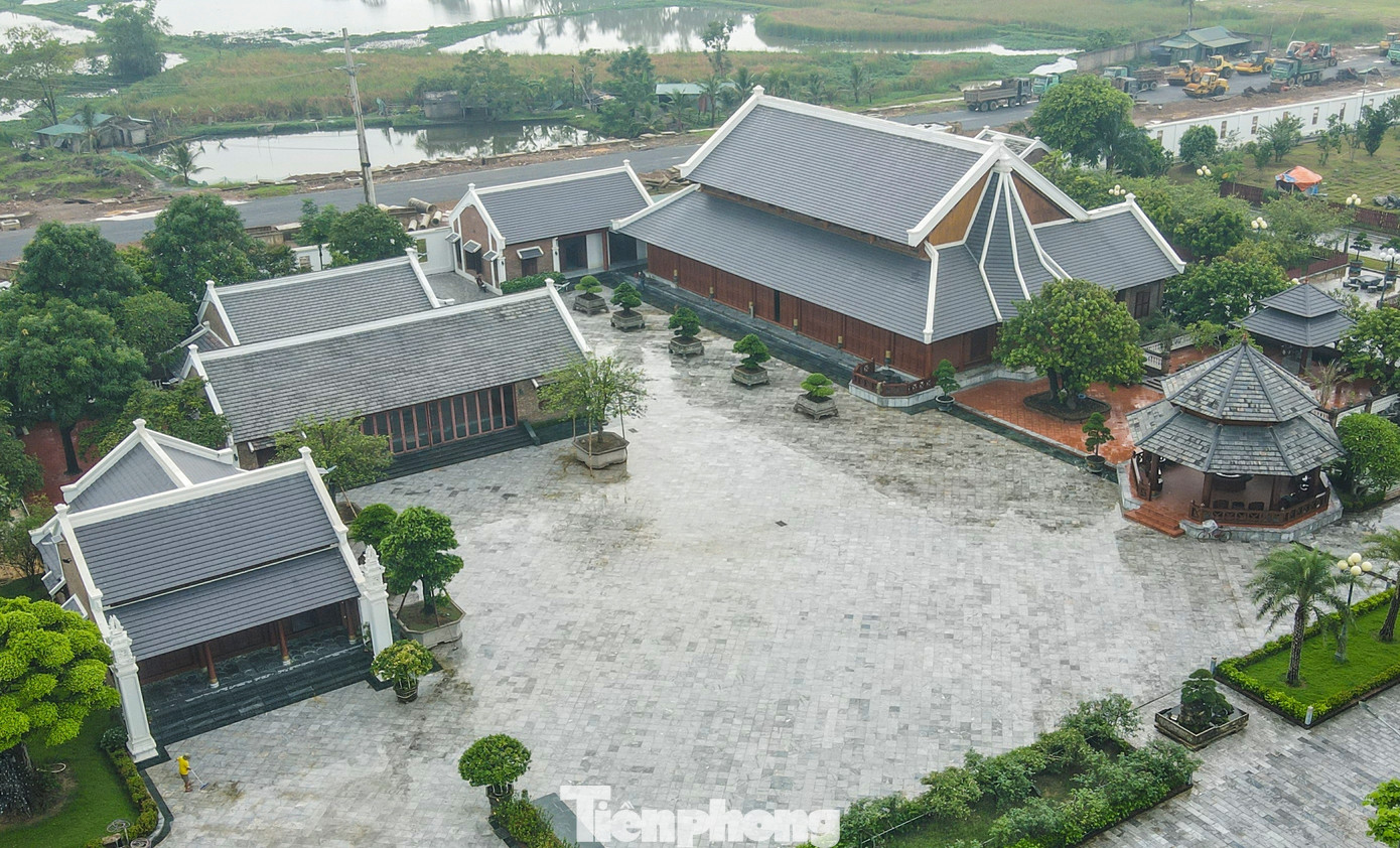Choáng ngợp khi tận thấy dinh thự hoành tráng 50.000 m2 của ‘Bầu Đoan’- Ảnh 4.