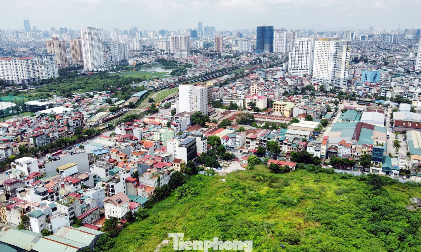 Cận cảnh khu đất bỏ hoang nhiều năm ở Hà Nội được thí điểm làm nhà ở- Ảnh 6. Cận cảnh khu đất bỏ hoang nhiều năm ở Hà Nội được thí điểm làm nhà ở- Ảnh 6.