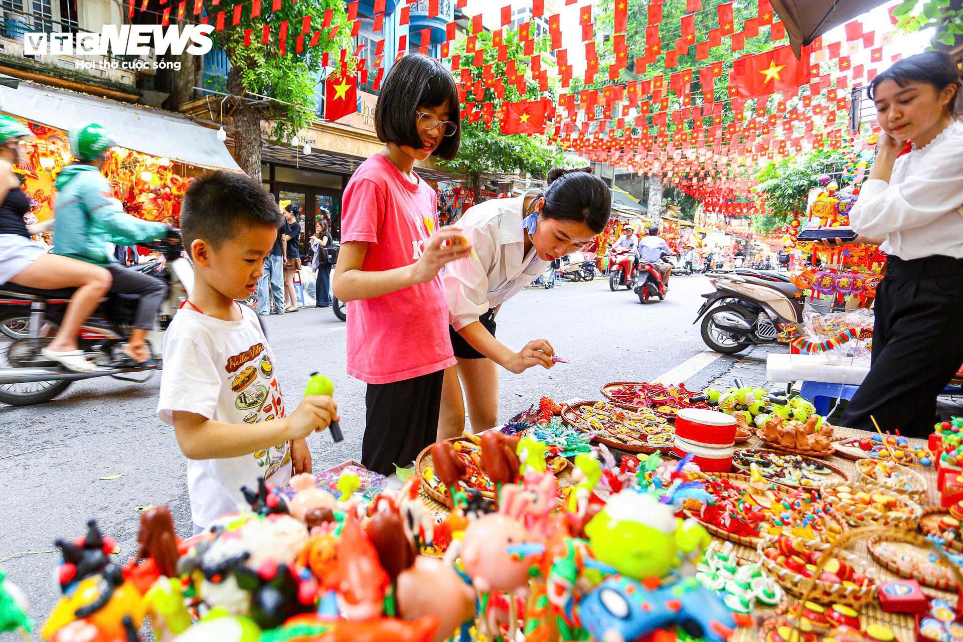 Đồ chơi trung thu thất truyền giá bạc triệu hút khách- Ảnh 17.